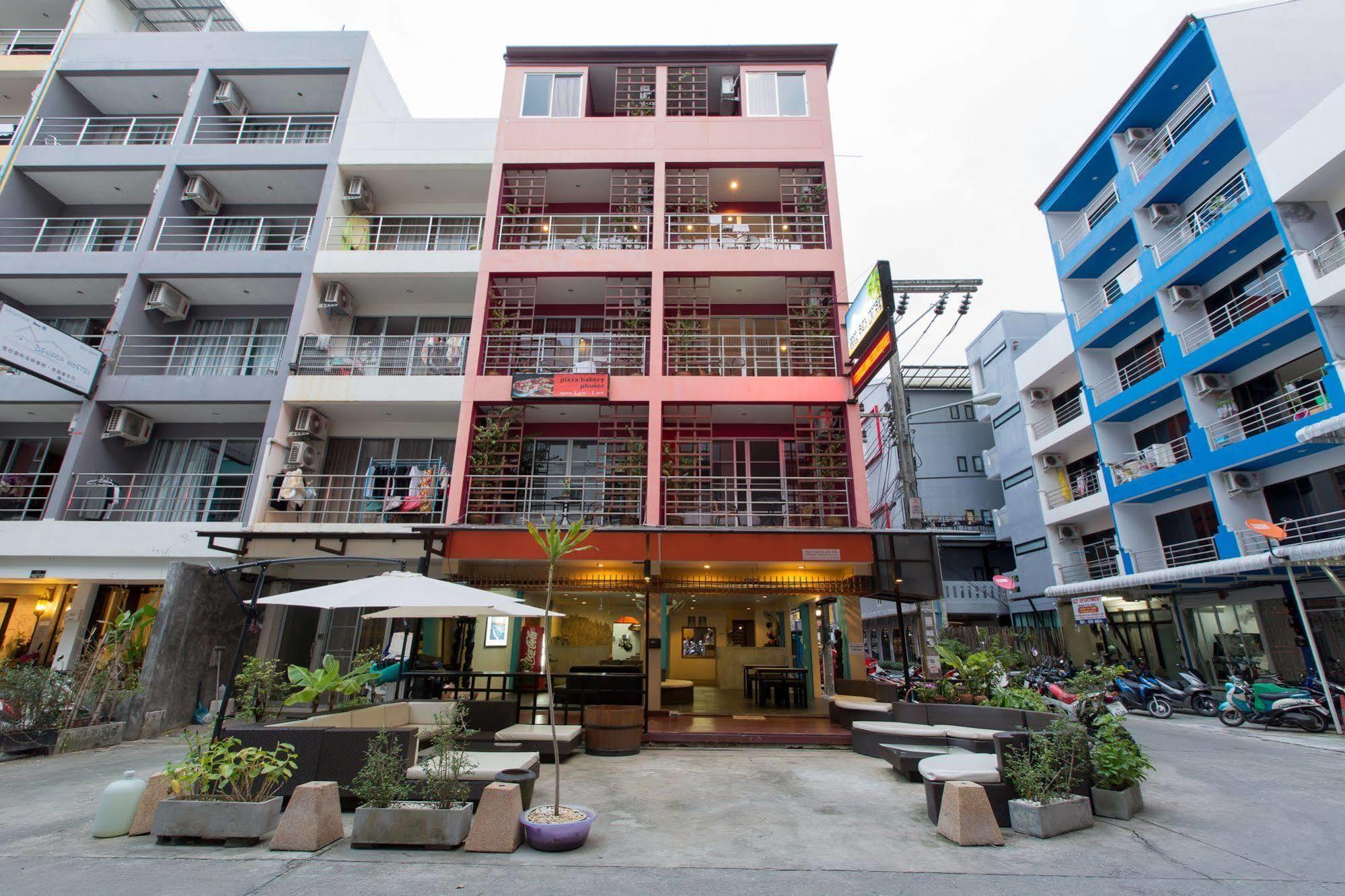 Cool Sea House Hotel Patong Exterior foto