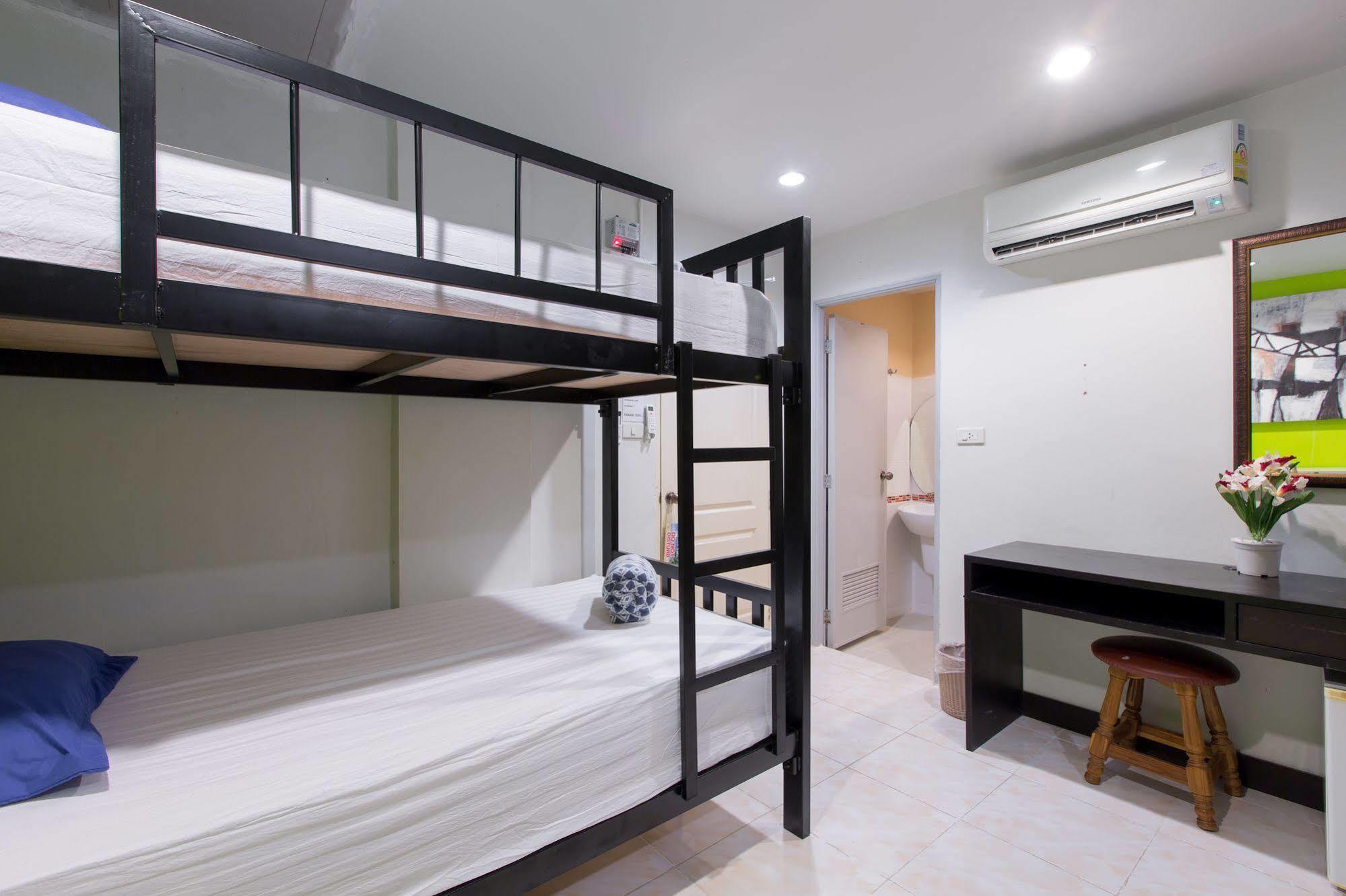 Cool Sea House Hotel Patong Exterior foto
