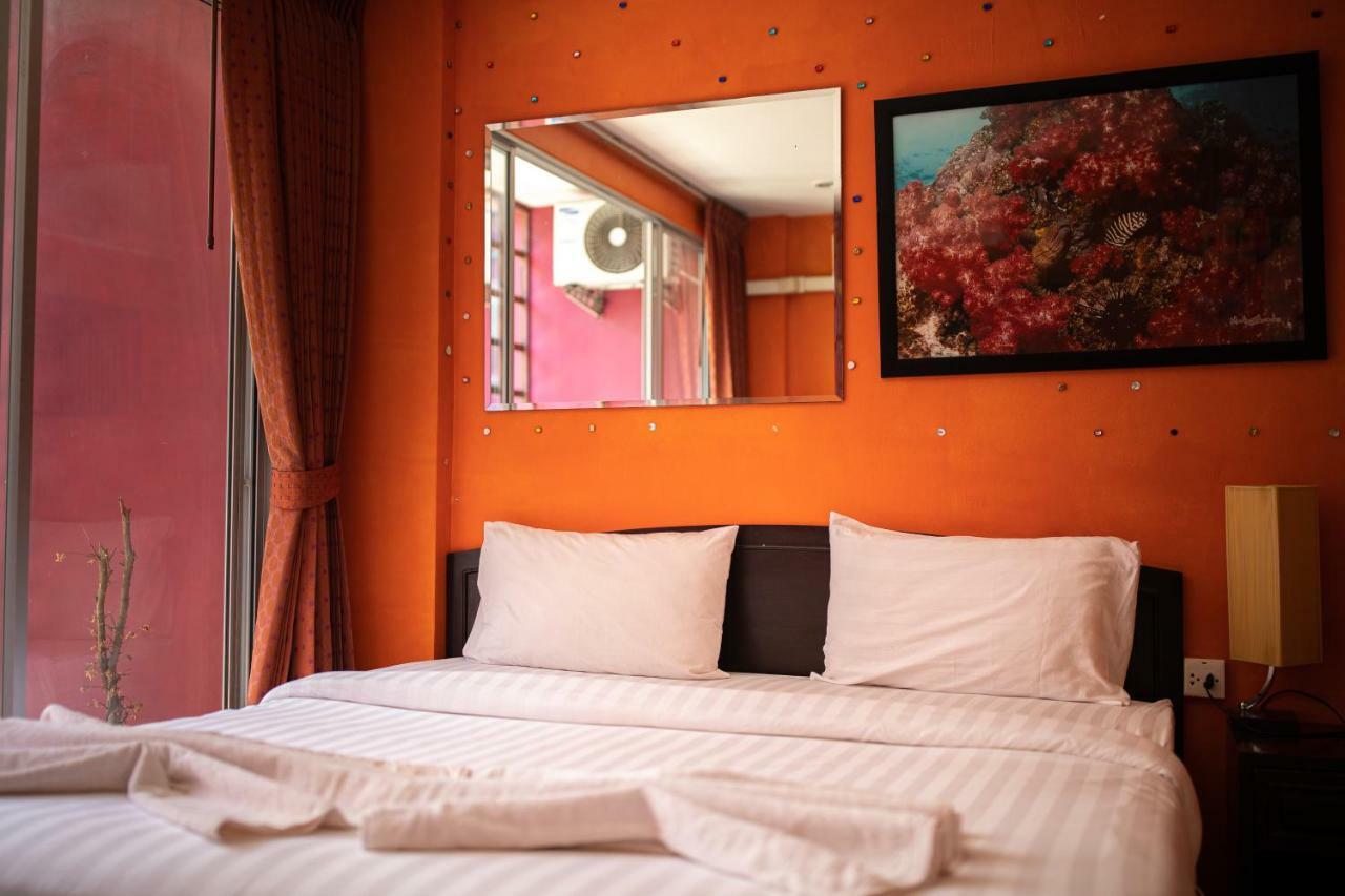 Cool Sea House Hotel Patong Exterior foto